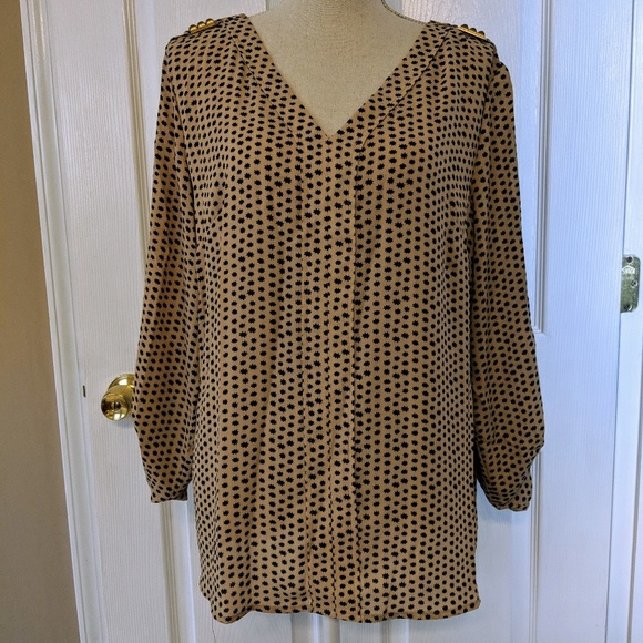 Dress Barn Tops - Dressbarn Black & Tan Blouse with Gold Stud Detail